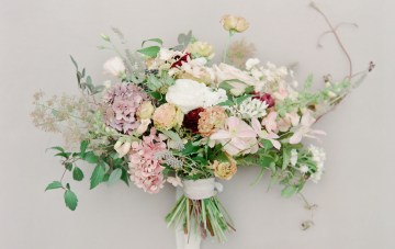 5 Tips For Creating A Budget-Friendly Wedding Bouquet