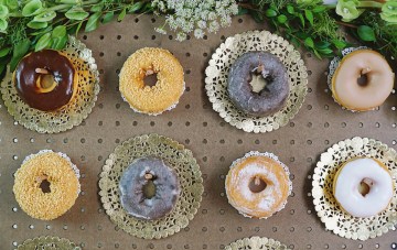 How To Make A Trendy DIY Donut Wall For Your Wedding