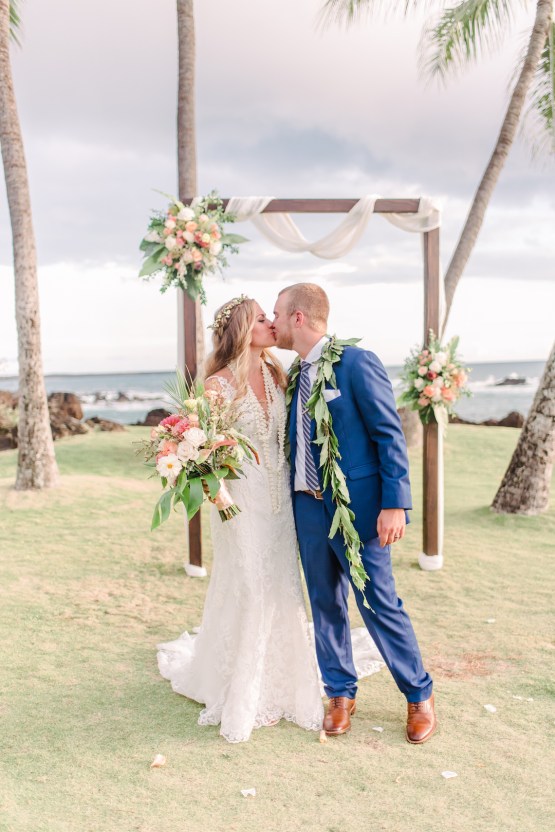 Tropical Maui Lava Field Wedding – Marlayna Photography 49