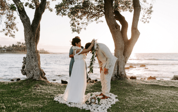 Hawaiian Babymoon Turned Secret Elopement