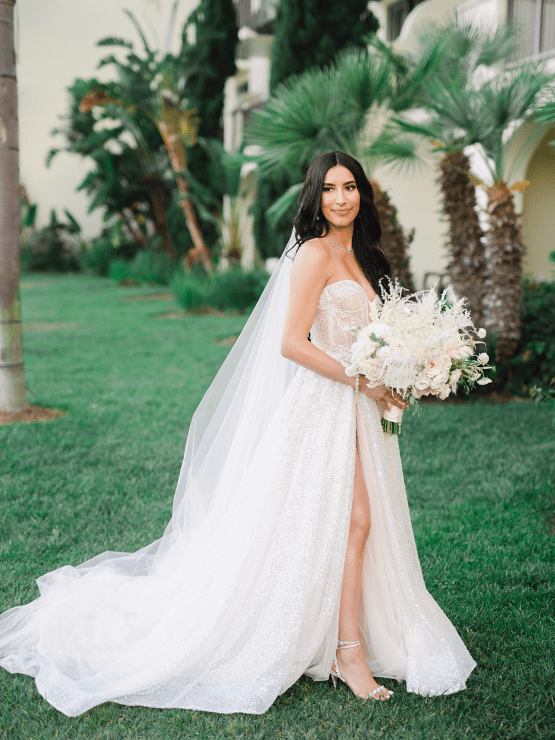 Boho Wedding With Pampas Grass – Netta Benshabu Wedding Dress – Michelle Flores Photography 18