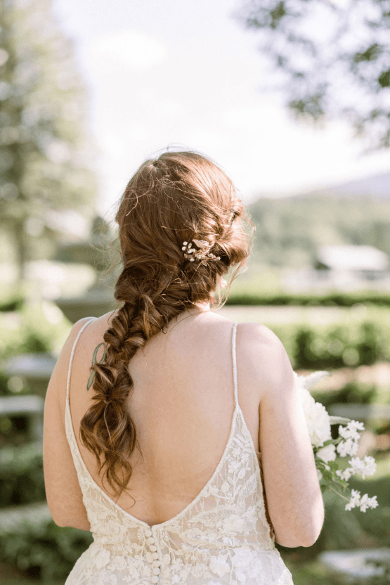 Feminine and Romantic Countryside Same Sex Micro Wedding – SBM Event Co. – YTK Photography – The Sablewood 7