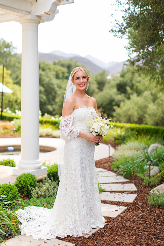 Gorgeous Floral-filled Jewish Wedding – Erin Marton – Bridal Musings 19